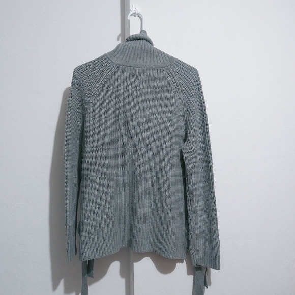 Ugg Ceanne Turtle neck sweater 

Size S - Picture 6 of 11